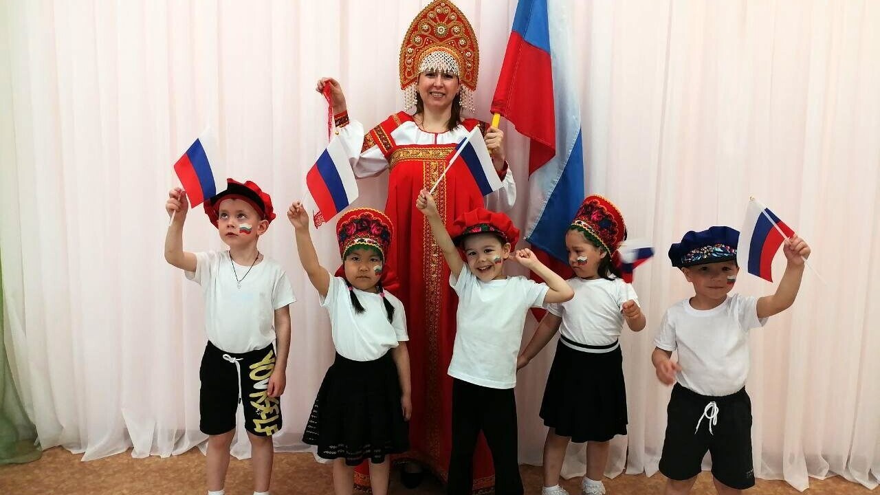 Здесь мы живём, учимся, взрослеем